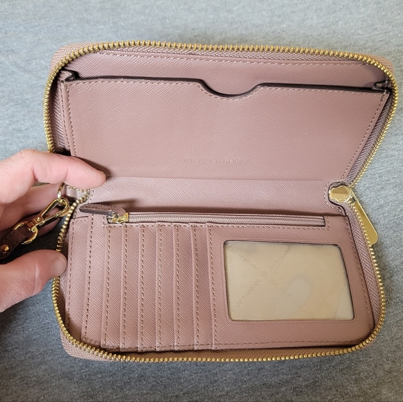 Michael Kors Wallet Wristlet - Picture 5 of 7